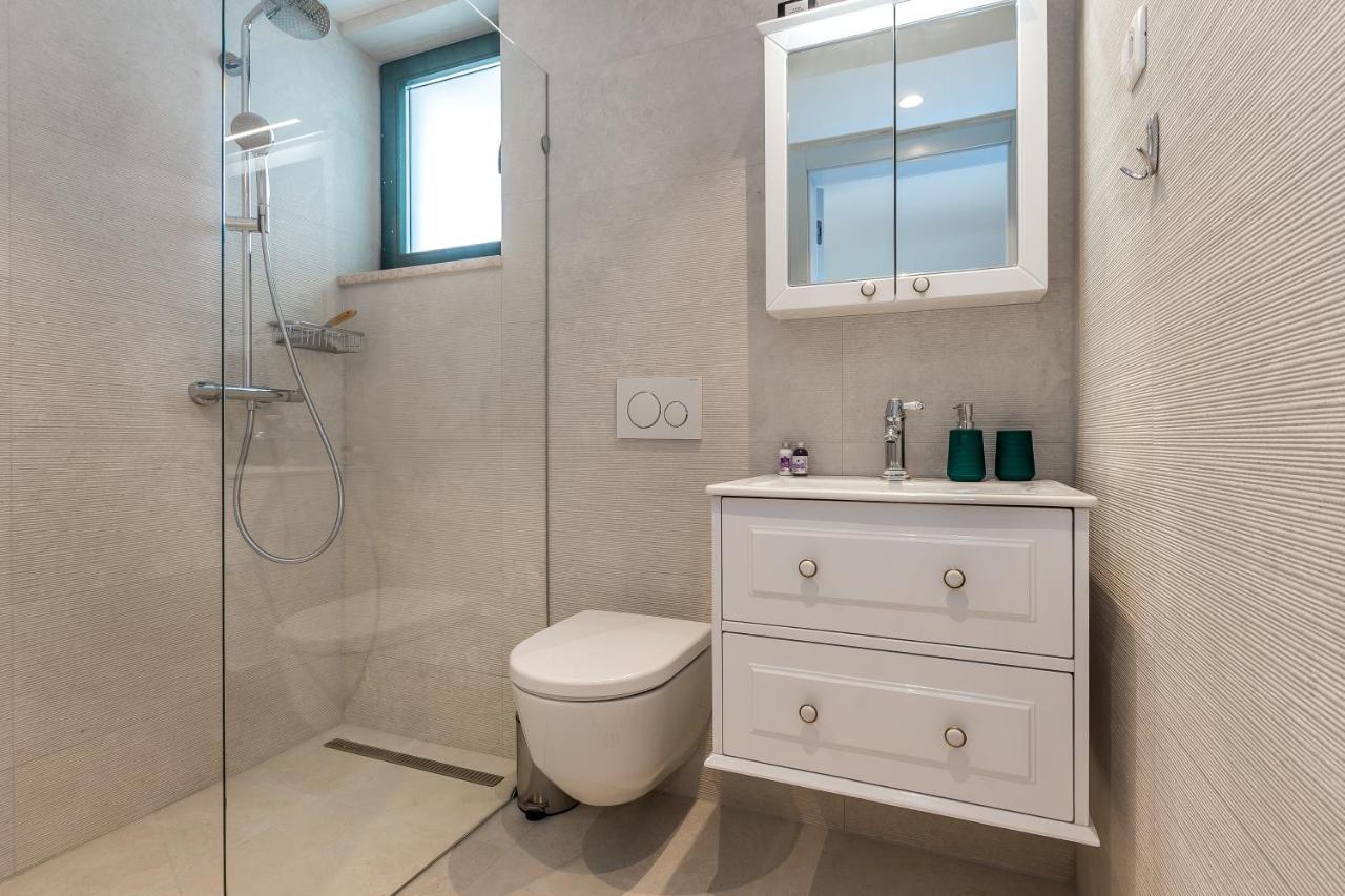 Luxury Apartments Azalea Primošten المظهر الخارجي الصورة