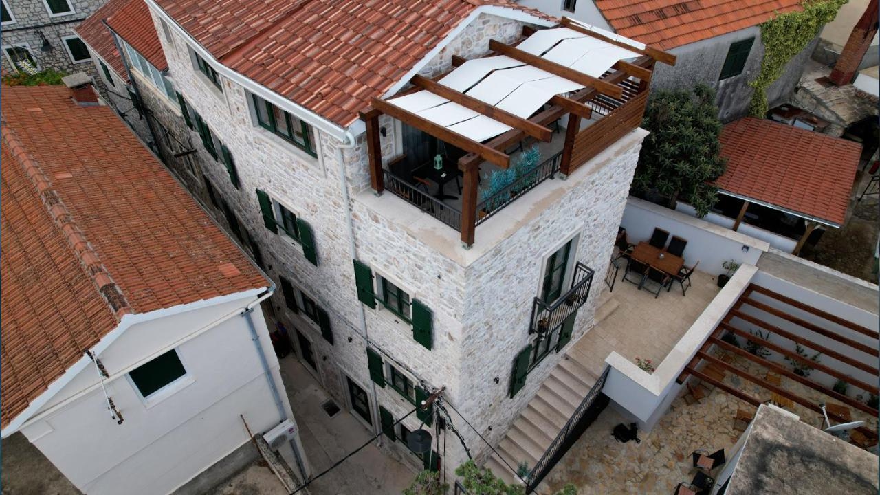 Luxury Apartments Azalea Primošten المظهر الخارجي الصورة